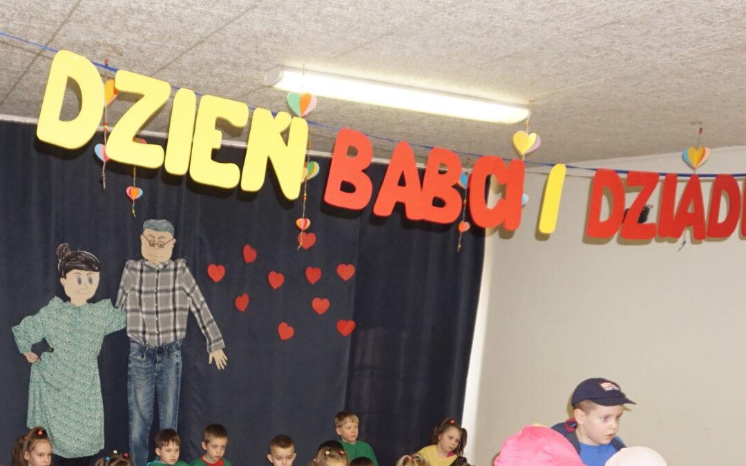 Dzień Babci i Dziadka – Dziuraki